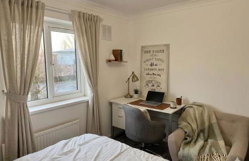 Modern spacious 2bed apartment with allocated parking - Foto 2
