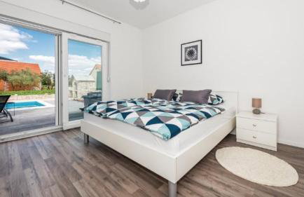 Olive Tree House with Jacuzzi, WiFi and 40m2 pool - Foto 35