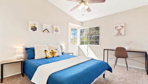 Pool-side Villa with Perfect Views - Foto 2