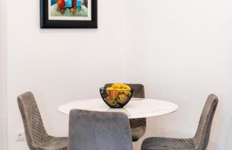 Luxury City Center House - Photo 10