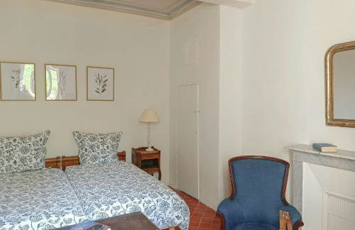 Artist's Villa With Pool Near Aix-En-Provence - Foto 39