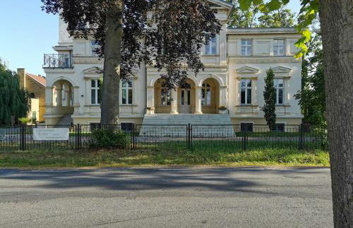 Experience Nature In A Rural Riverside Guesthouse - Foto 28