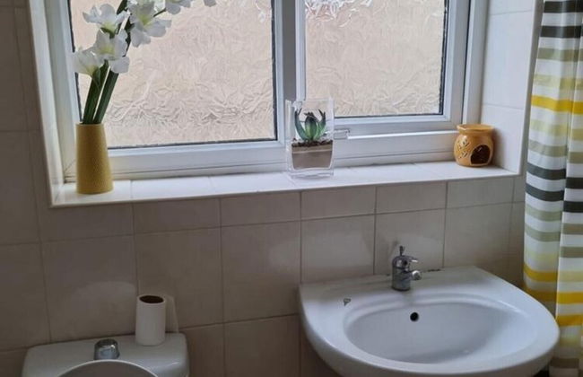 Captivating 2-bed Apartment in Belvedere - Foto 17