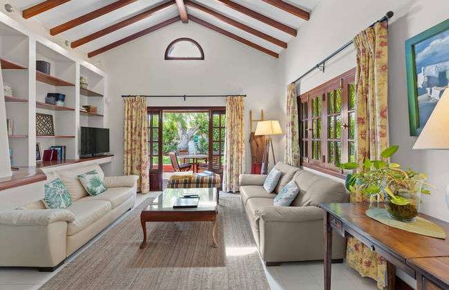 Bayside Evergreen House Serenity Oasis Garden Pool BBQ - Foto 4