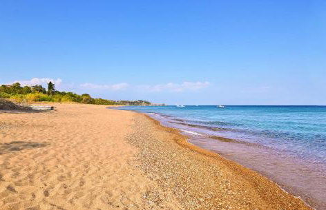 Koroni Seaview Retreats - Summer Escape Lodgings - Photo 3