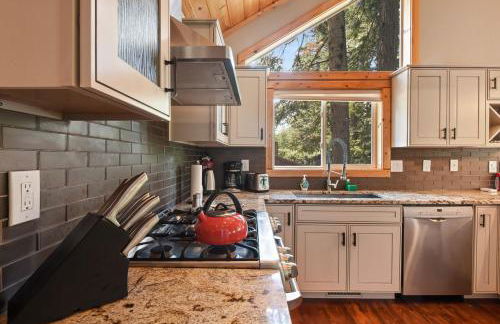 Luxury Tahoe Chalet Minutes to Dining - Foto 15