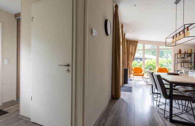 Beautiful Chalet With a Fireplace in a Wooded Area - Foto 2