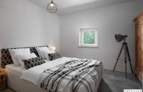 Stunning Villa In Cepljani With Outdoor Swimming Pool, Wifi And 3 Bedrooms - Foto 20