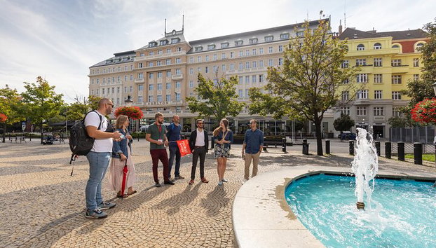 Desde Bratislava : Excursión privada de un día a Viena y Salzburgo con guías - Foto 4, Excursión privada de día completo de Múnich a Viena con traslados privados