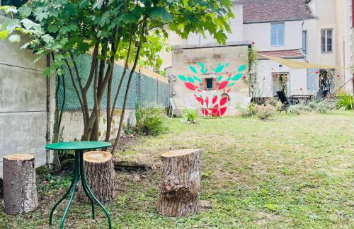 Maison et Jardin Le 14 à Auxerre - Confort et Détente - Foto 58