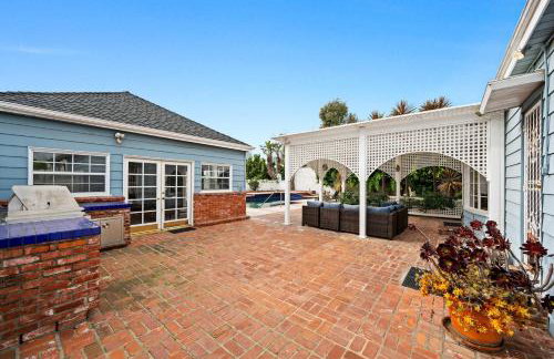 Spacious 5BR LA Villa with Pool Spa & Game Room - Foto 58