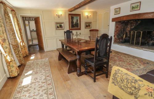 Guildford Farmhouse - Photo 6