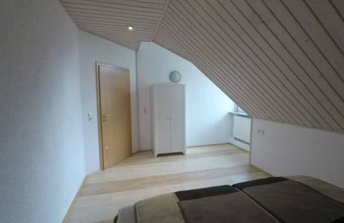 Ferienwohnung Leutkirch offen hell hoch schöne Aussicht - Foto 10