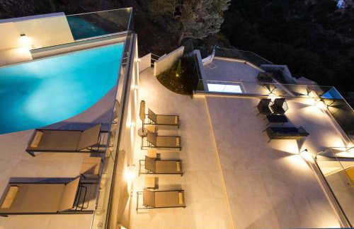 Villa Santa Ιrini 2 - With Heated Pool - Foto 3