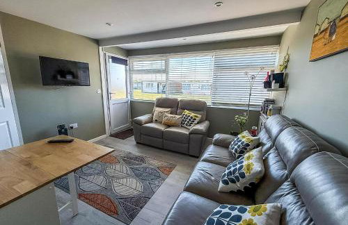 Lovely Chalet With Free Wi-Fi At Green Farm Park, Norfolk Ref 43395G - Foto 10