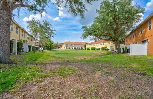 Comfy Townhome Minutes from Disney - Photo 39