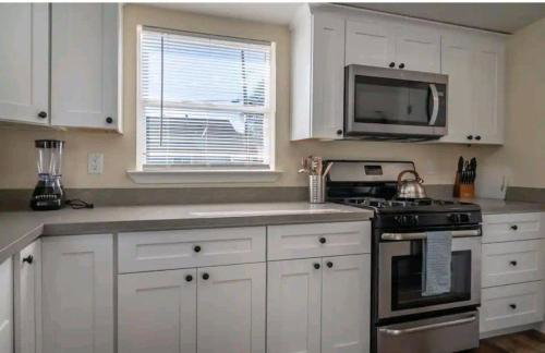 Walking Distance To Downtown 2bd 2ba house in Paso Robles - Photo 14