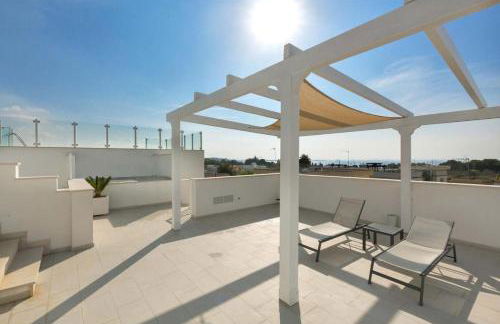 Tramonti Incredibili in Piscina - Apartment8 con AC WiFi in Residence - Foto 28