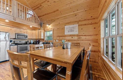 Cabin 3 Mtn View Cabin Near River with Hot Tub and Fire Pit - Foto 28