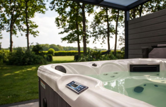 Vacation Home With Jacuzzi - Foto 22