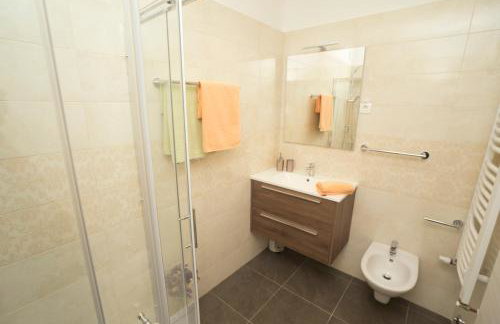 Villa Riviera blue with seaview, pool, whirlpool, parking and boat excursions - Foto 30