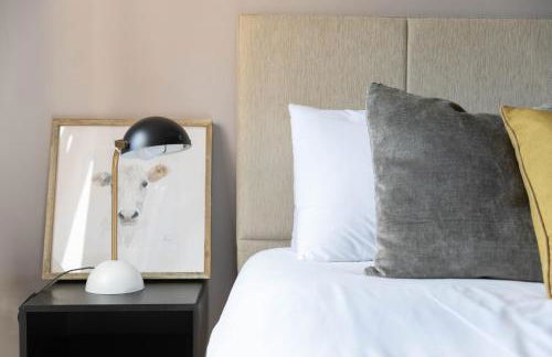 Stunning 1 Bed Merchant City Apartment with Parking - Foto 17