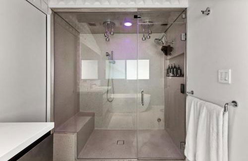 Hillside Luxury MidCentury Modern Spa Retreat View - Foto 15