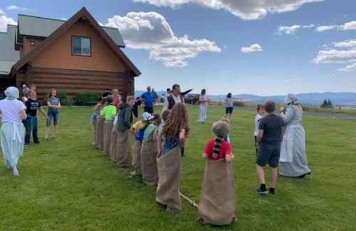 FoxHill Family Lodge Retreat with views from all sides and Hike over a hundred forty acres - Foto 58