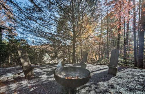 Modern Cabin with View, Pet-Friendly, Close to town - Foto 13