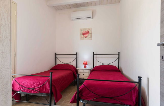 Belvilla by OYO Comfy Villa in Noto With Garden - Photo 7