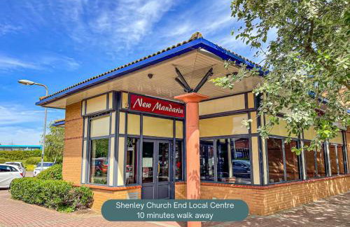 Stylish Duplex Apartment - Close to City Centre - Free Parking, Balcony, Self-Check-In, Fast WiFi and Smart TVs by Yoko Property - Foto 22