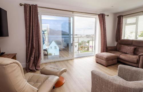 The Old Tywyn Post Office - Photo 5