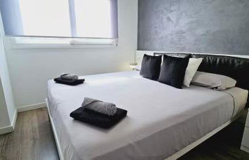 Ideal for families on the beach in Barcelona with a pool - Photo 8