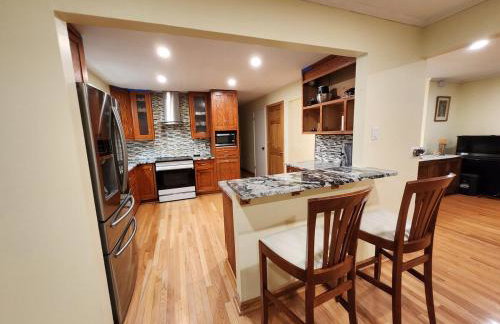 3 Bed 2 Bath, Near UAlbany & MVP Arena, Private Driveway Parking - Foto 37
