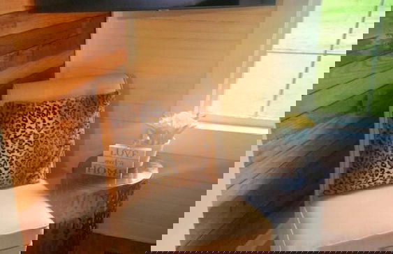 Frank Howard 111 Farmhouse - Photo 5