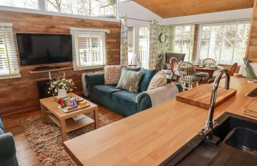 The Bird House - Photo 6