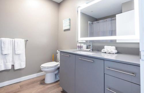 Modern Apt with Harbor Views - Foto 12