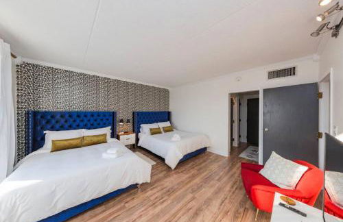 Music Row Retreat with Pool and Free Parking, Walk to Bars! - Foto 25