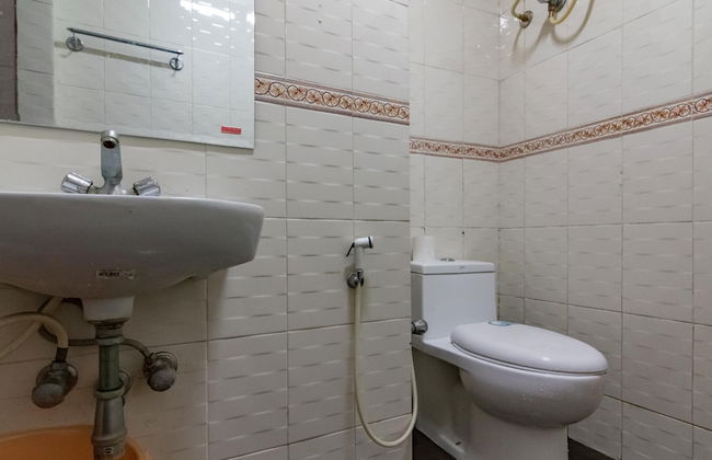 Luxury Apartment in Indiranagar - Photo 14