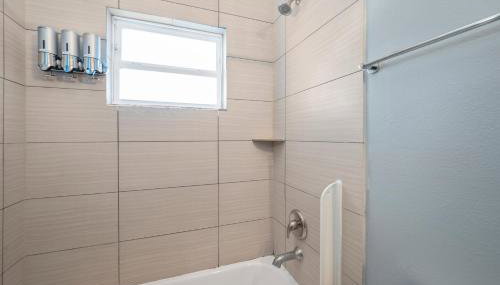 Chic Comfort Near Houston Hotspots - Foto 5