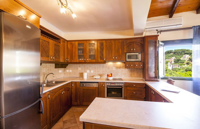 Marathias Luxury House near Beach - Photo 6