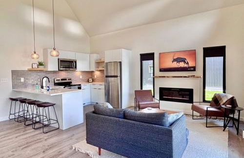 Wildflower Walk at Three Suns Cabins - Foto 13