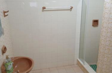 Casa em Iguaba Grande, RJ, 100 m from Praia - Foto 5