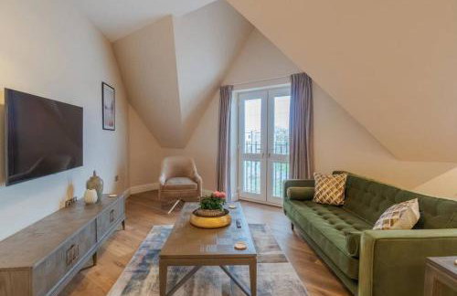 Luxury Penthouse - Castle Views - 2 Bed & Parking - By Tempstay - Photo 11