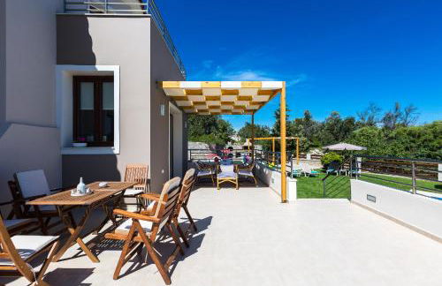 Anatoli Villa, a Retreat with Private Pool & BBQ, By ThinkVilla - Photo 9