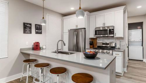 Entire Home Private Parking Fenced Yard - Foto 4