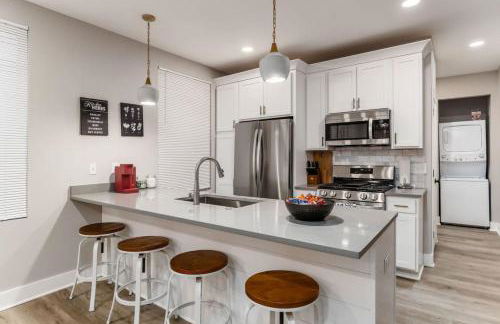 Entire Home Private Parking Fenced Yard - Foto 4