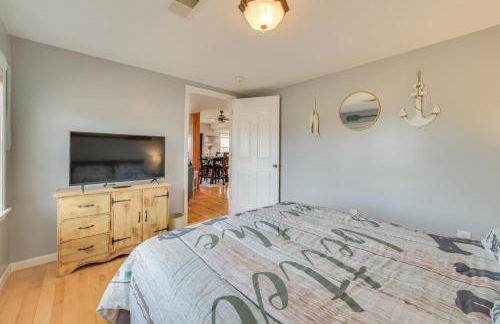 Riverfront Cheboygan Home with Dock about 4 Mi to Town! - Photo 25