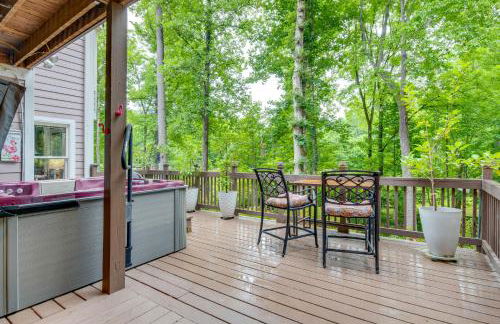 Creekside Hendersonville Haven Hot Tub and Fire Pit - Foto 20