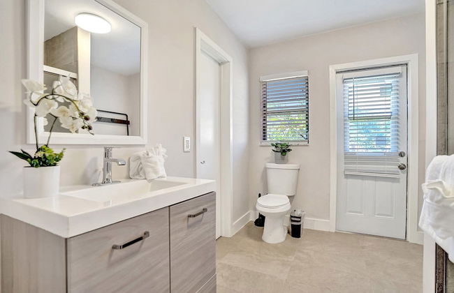 7 Br Home with Pool Gameroom & Soccer - Foto 80